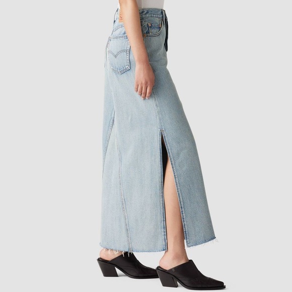 Levi's Iconic Blue Denim Maxi Skirt Size 31. Jean Skirt NWT - Picture 6 of 9